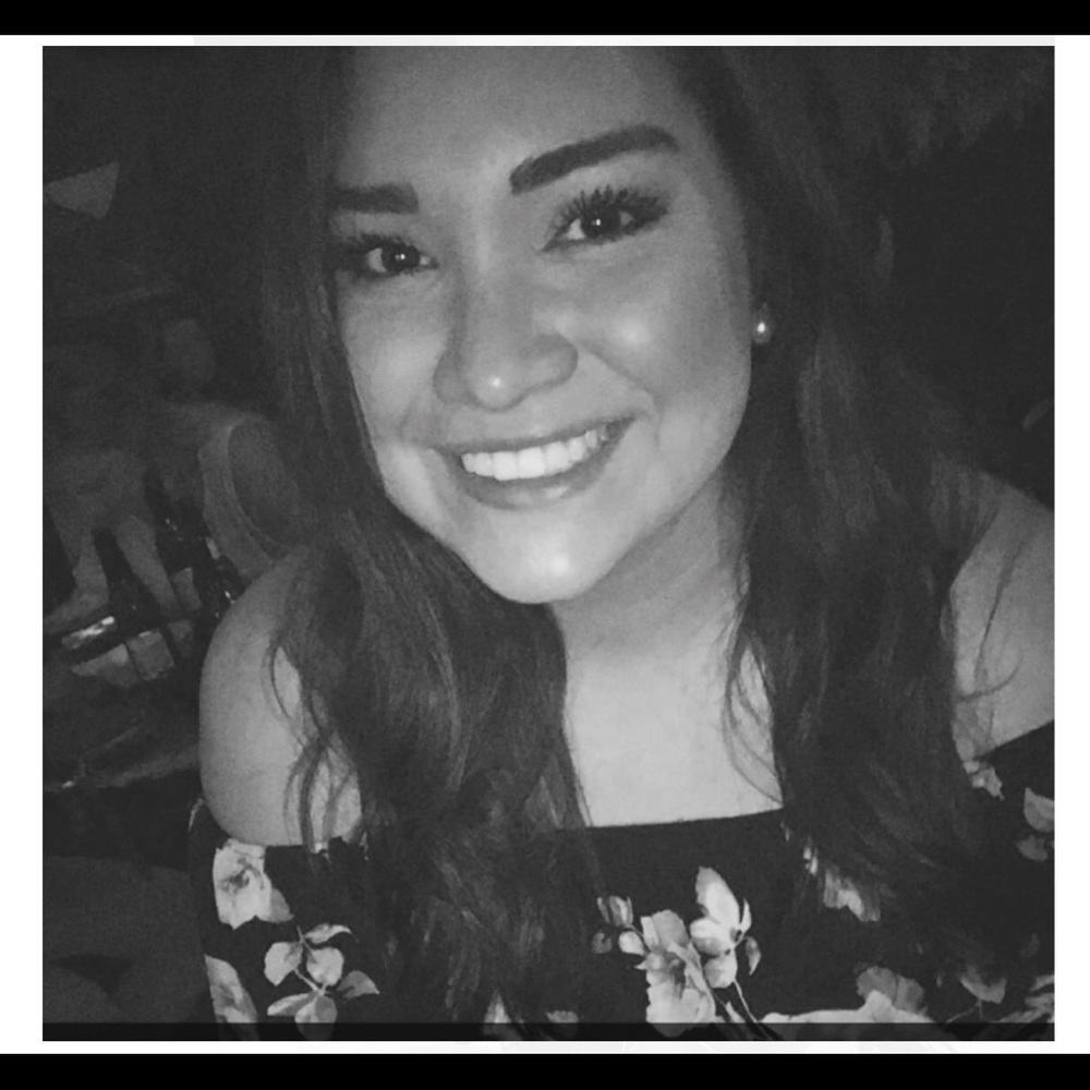 Meet your Posher, Yvette